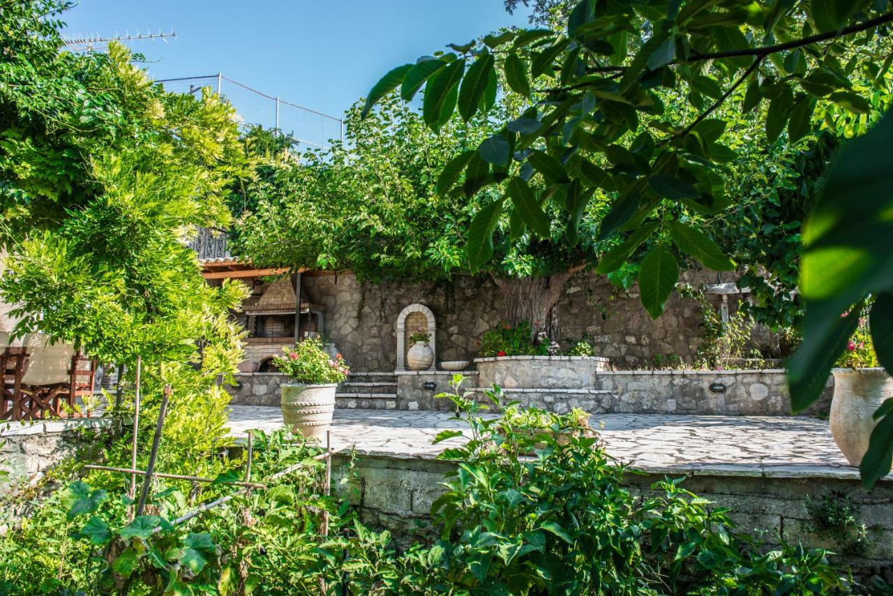 Villa Ilias Pinakokhorion Bagian luar foto